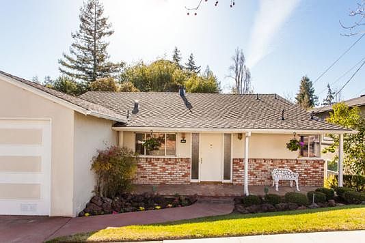 1st image of 375 Marlow Dr