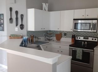 1218 Canary Island Dr #18, Fort Lauderdale, FL 33327