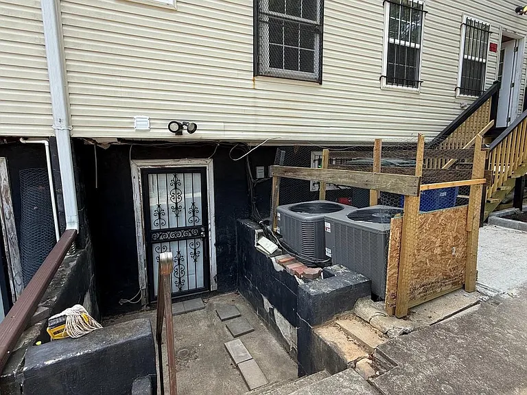 5212 Astor Pl SE — Photo 25