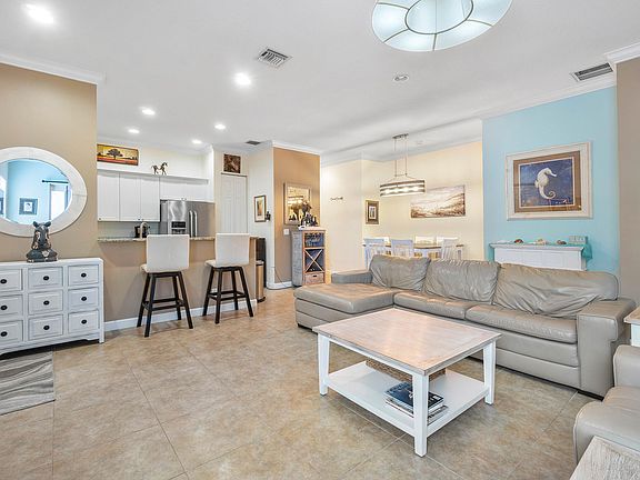 5th image of 17709 Evangeline Avenue