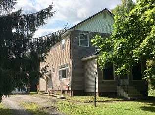 456 Thayer Rd, Amsterdam, NY 12010