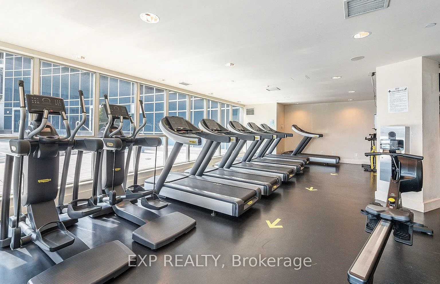 1 bed, $2,799 — Photo 3