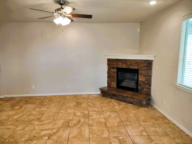 7332 Meadow Sage Dr — Photo 7
