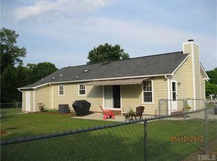 8805 Garnet Cir, Willow Spring, NC 27592