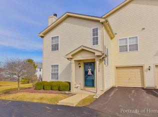 2460 Dickens Dr, Aurora, IL 60503