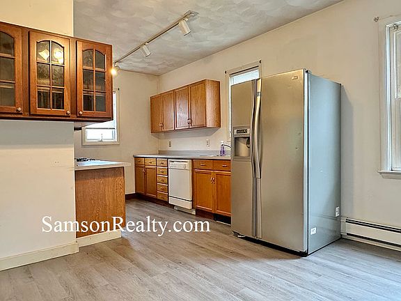 2nd image of 1230 Plainfield St #1230