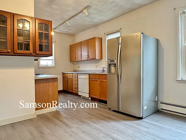 1230 Plainfield St #1230 — Photo 2