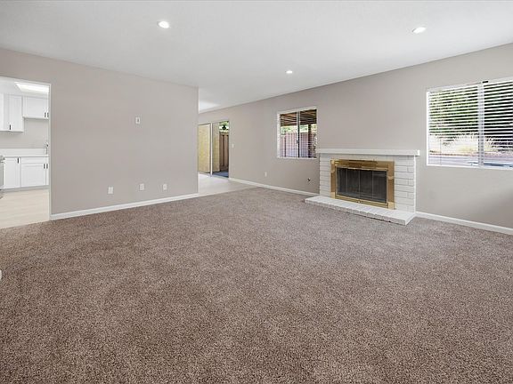 3rd image of 28381 Connie Ct