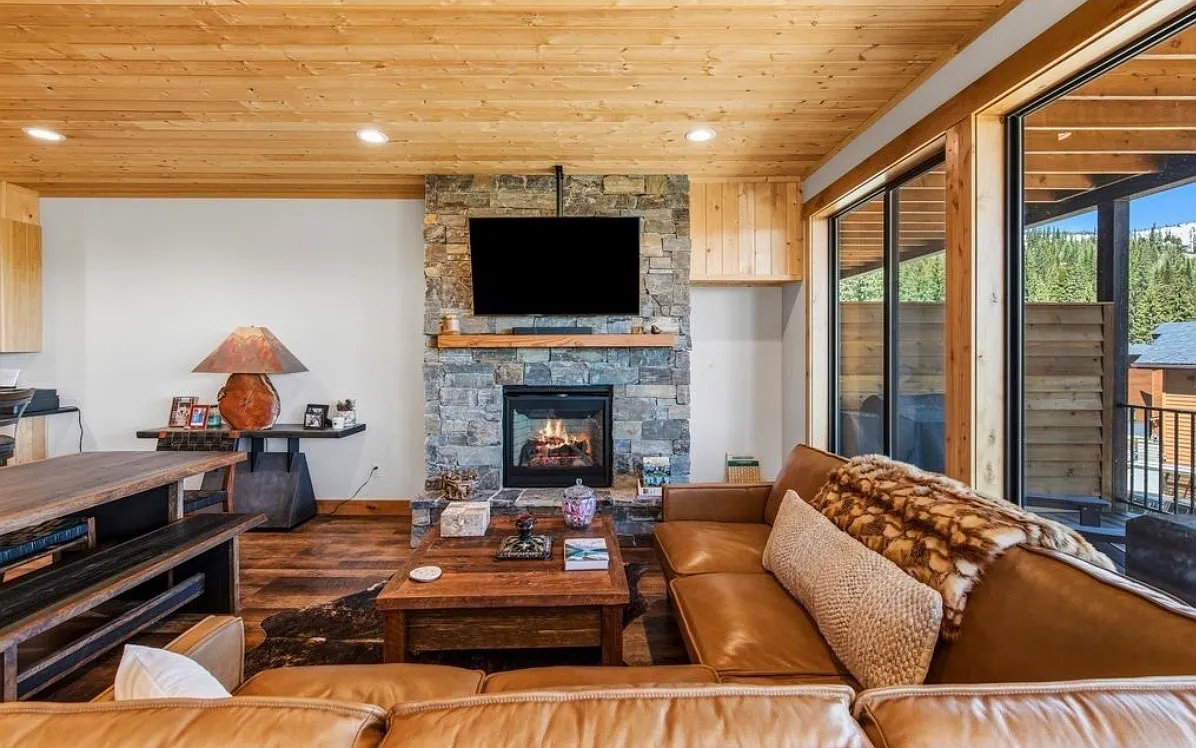 2 bed, 2000 sqft, $6,000 — Photo 4