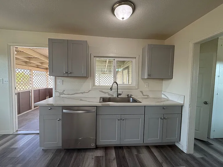 8897 Jacobs Ave — Photo 6