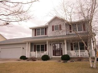 1016 Eastwood St, Holmen, WI 54636