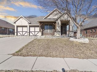941 Casa Grandes Dr, Arlington, TX 76002