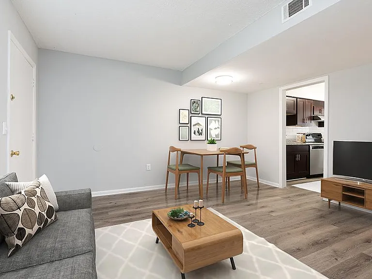 Carolina Breeze Apartments — Photo 21
