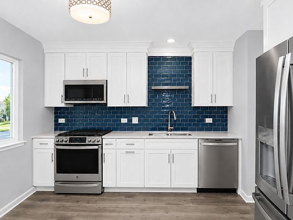 4th image of 3 Whitehall Ct
