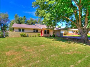 1402 Thompson Dr, Shawnee, OK 74801