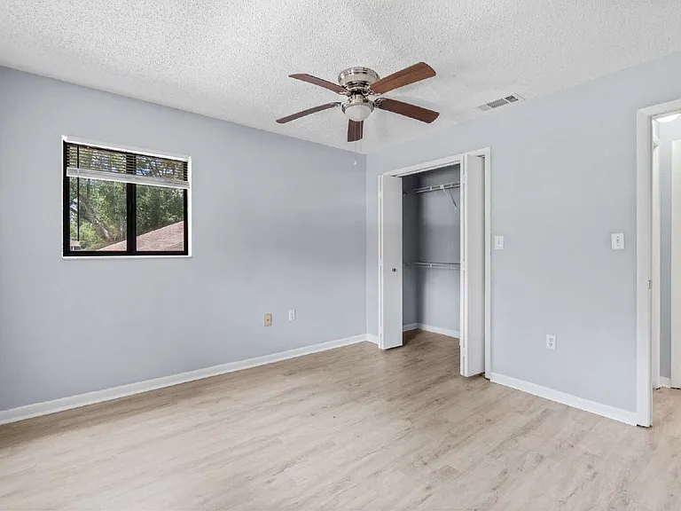 2953 SW 32nd Ave — Photo 28