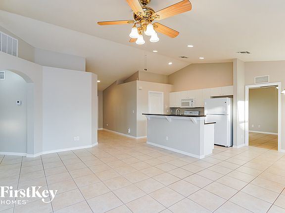 3rd image of 1105 NW 20th Ave