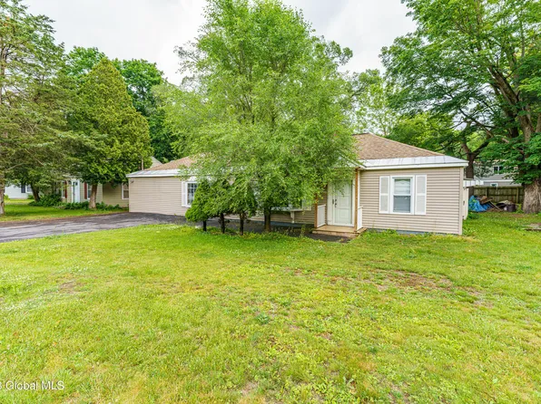 11 Tremont Drive, Nassau, NY 12123