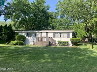 102 Robin Dr, Lima, OH 45805