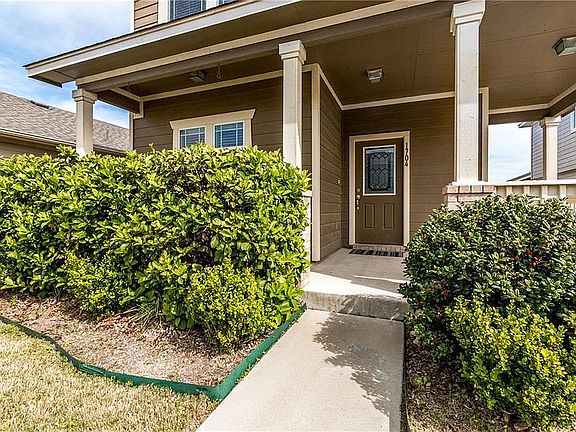 3rd image of 1704 Zilker Dr