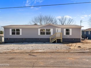 911 Summer St, Loudon, TN 37774