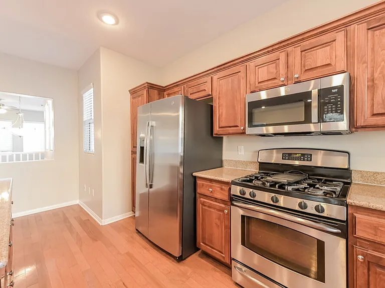 3437 Rock Face Ct — Photo 8