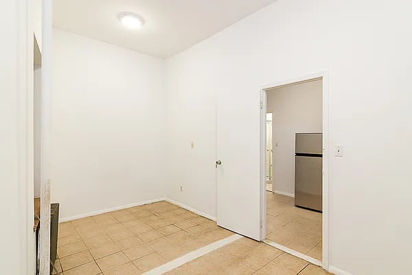 Rented by Oxford Property Group | media 6