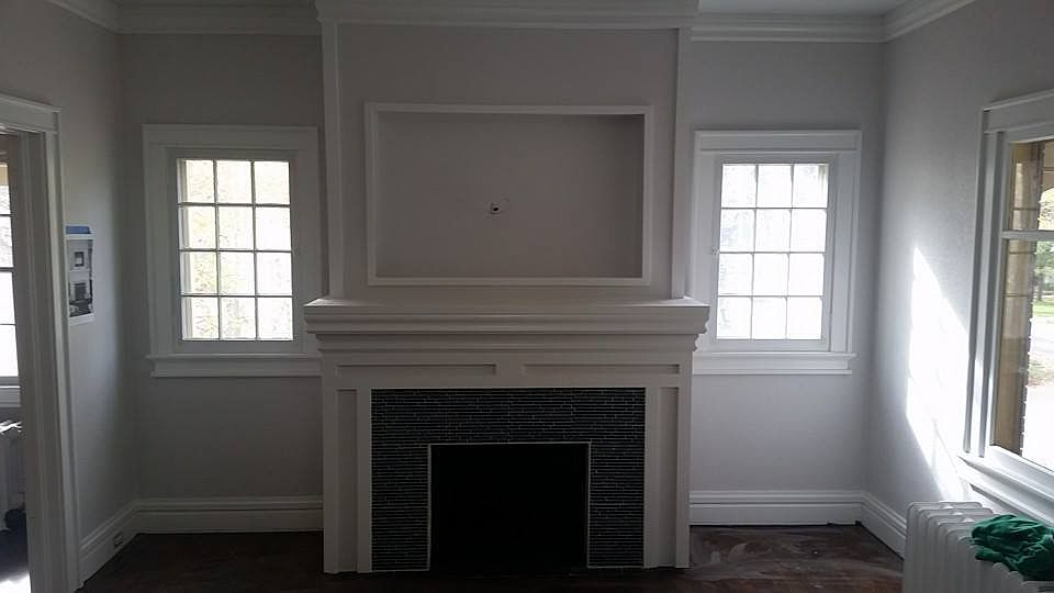 2nd image of 600 N Williams St