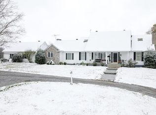 93 Old Clifty Rd, Clay, KY 42404