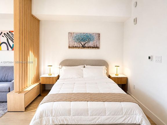 3rd image of 90 NE 32nd St #314
