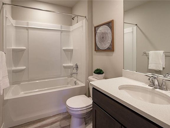 3rd image of 14715 B 2 Admiralty Way 14-unit 14