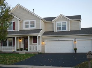 663 Vista Dr, Oswego, IL 60543