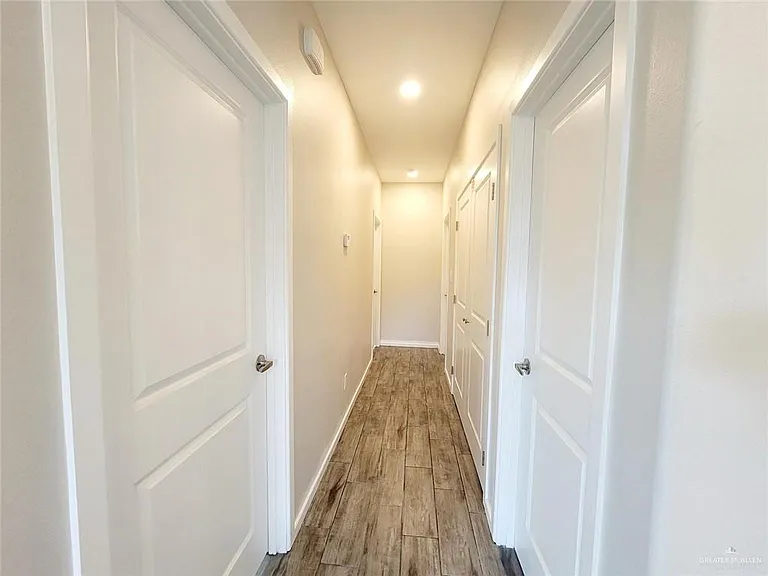 5805 Swallow Ave #3 — Photo 10