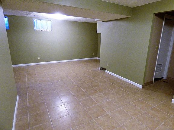 3rd image of 6700 E Mississippi Ave APT B