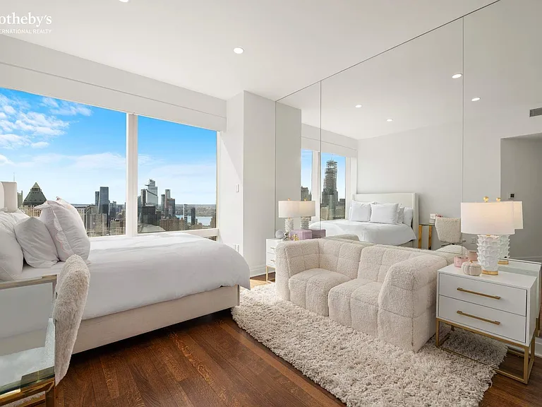 25 Columbus Cir #75CE — Photo 13