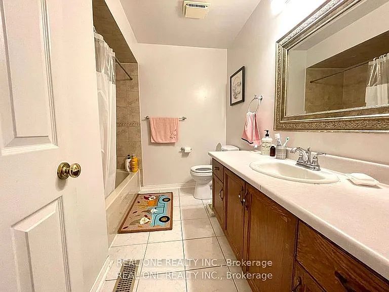 1235 Blackburn Dr #2 — Photo 3
