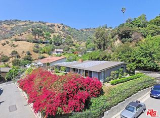 7211 Chelan Way, Los Angeles, CA 90068