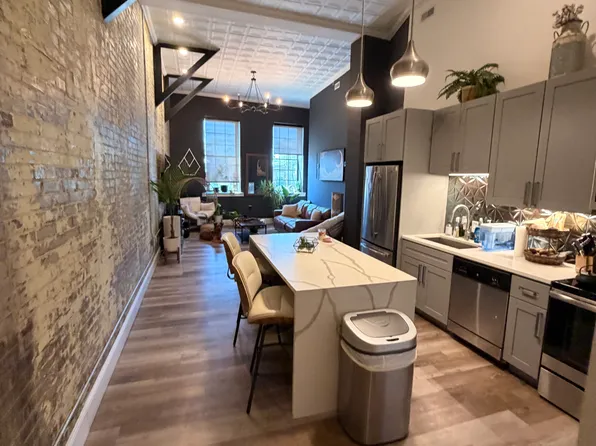 1330 Dolman St, Saint Louis, MO 63104