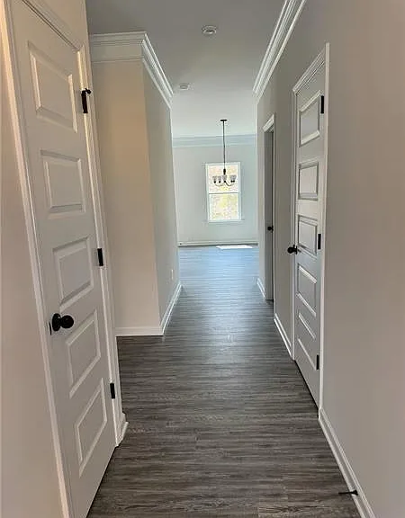 423 Perth Dr — Photo 7