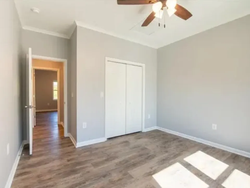 2704 Gilliam Rd