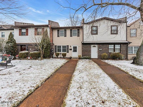 3rd image of 134 Greenwood Loop Road