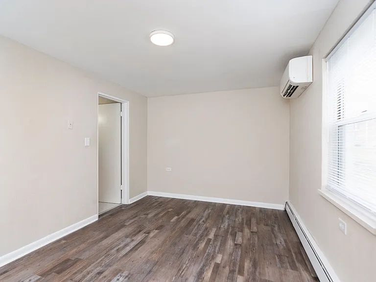 901 W 11th St #3 — Photo 8