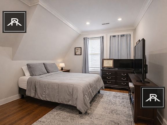 4th image of 51 Quint Ave #3