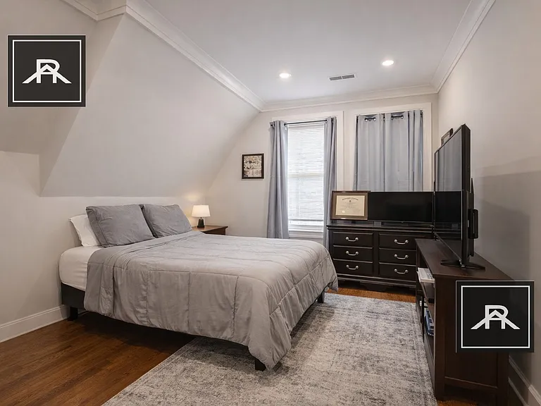 53 Quint Ave #5 — Photo 6