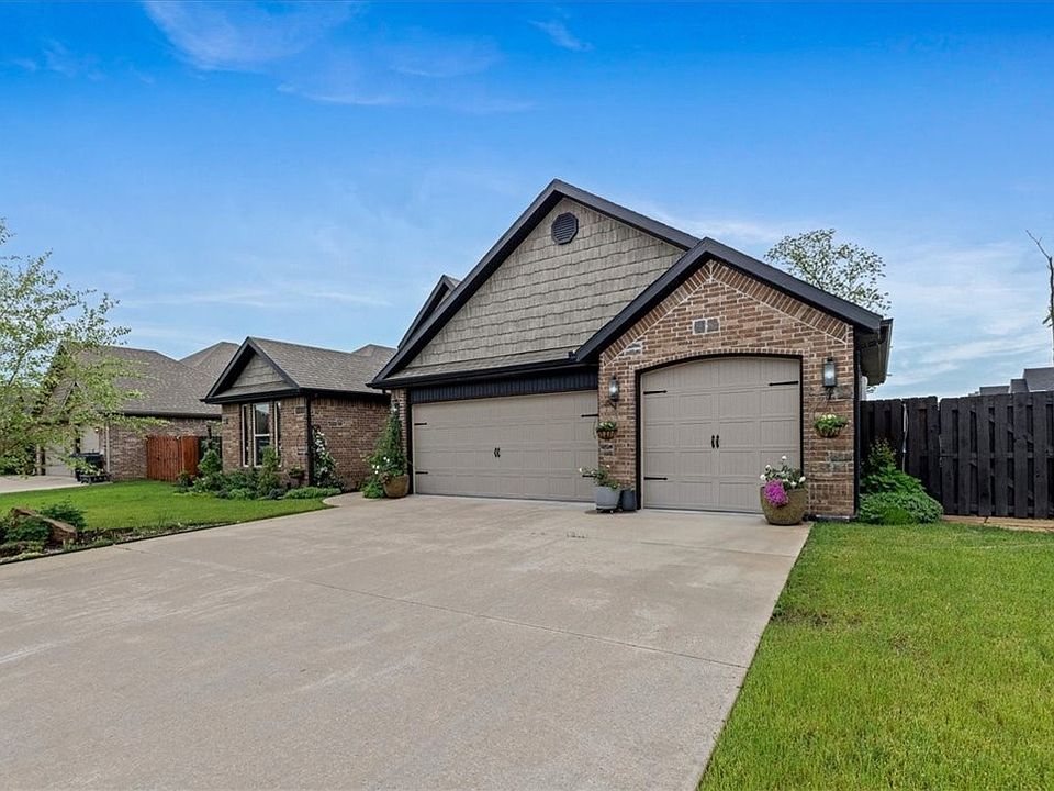1st image of 5713 S 60th Pl
