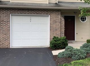 145 Sparrow Rd, Hummelstown, PA 17036