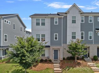 2426 Arbor Loop Dr, Charlotte, NC 28217