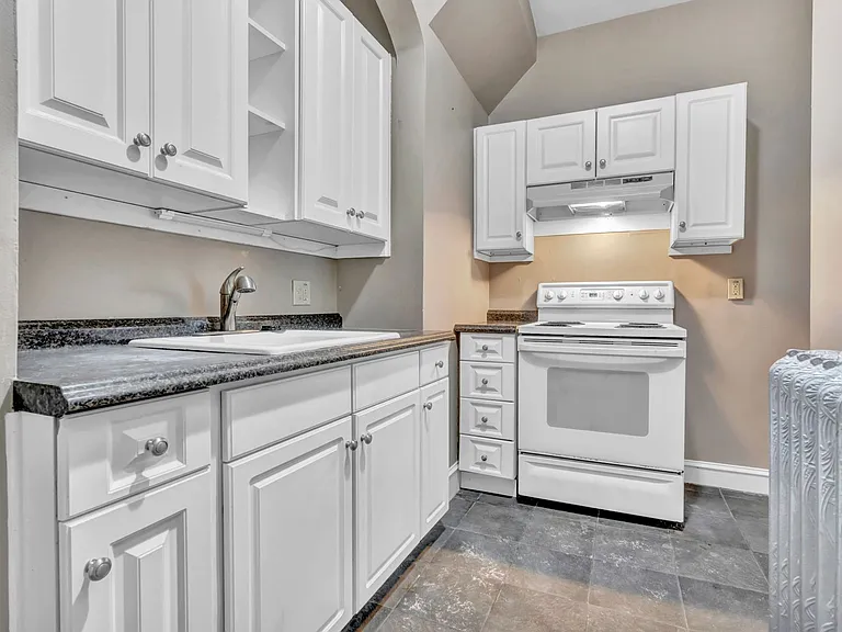 105 Sherman Street — Photo 9