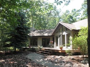 5078 Bard Rd, Whitehall, MI 49461