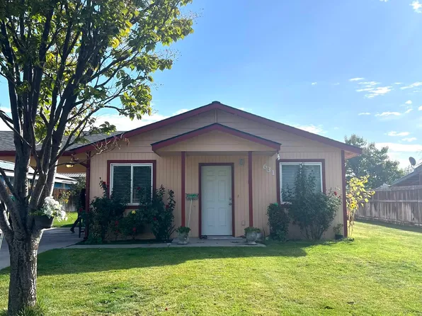 631 N Elm Ave, Pasco, WA 99301